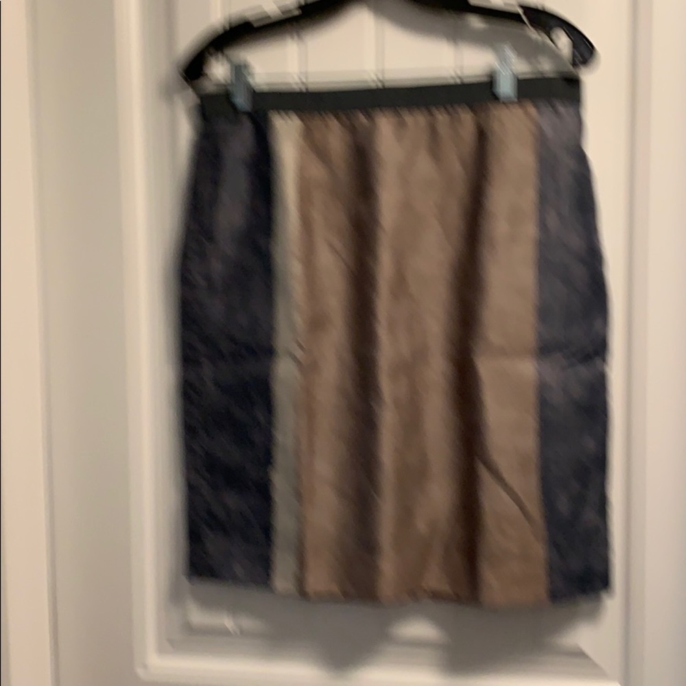 Loft skirt